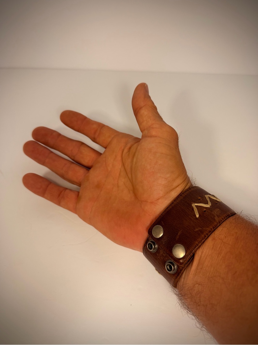 Brown Leather Zigzag Snap Cuff Bracelet - Picture 5 of 5
